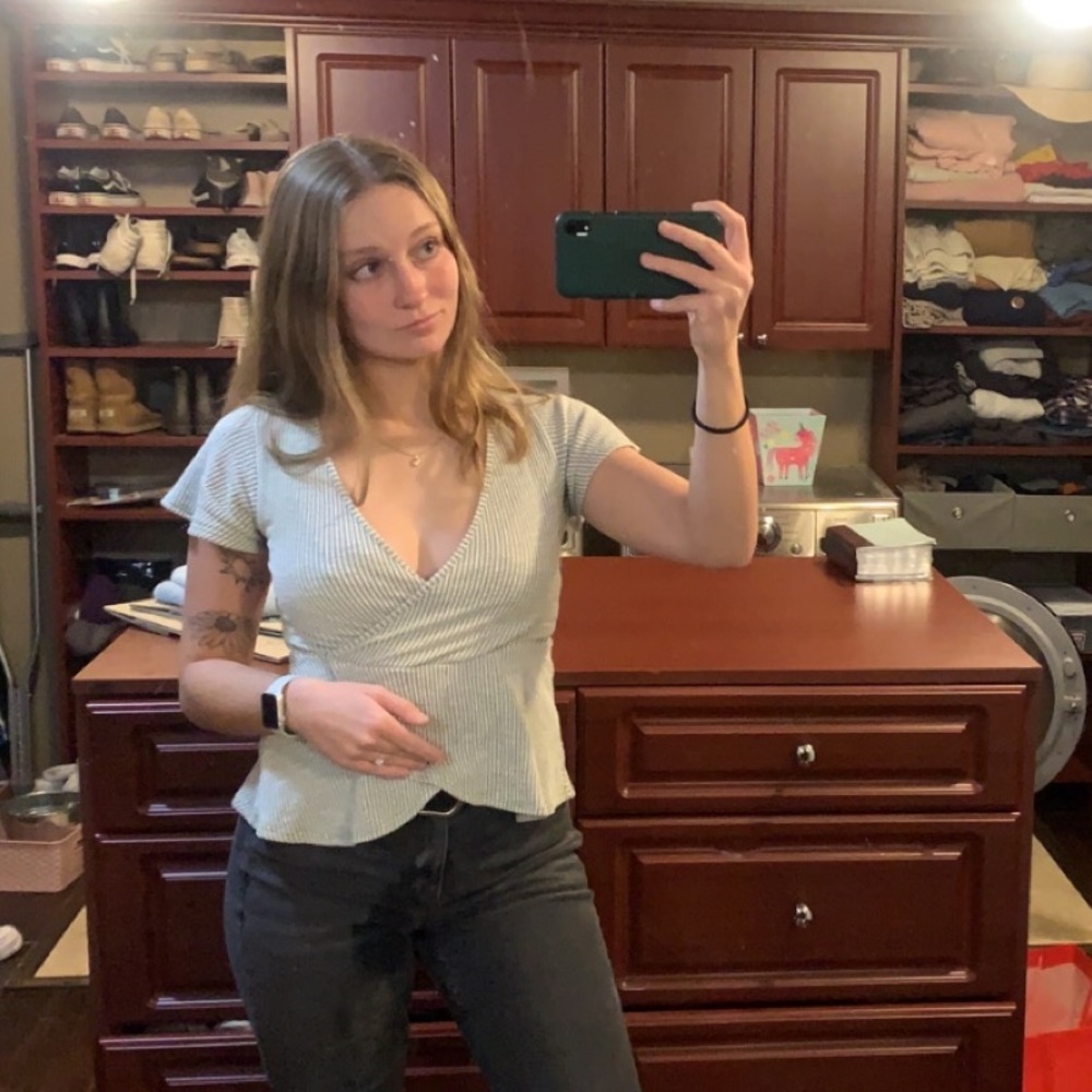 Meet your Posher, Noelle